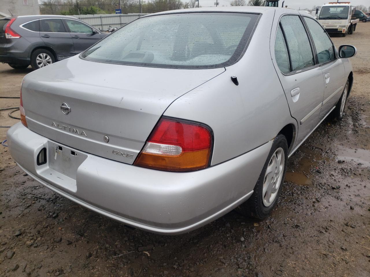 Photo 4 from auction – 1999 NISSAN ALTIMA XE with VIN 1N4DL01D4XC113717