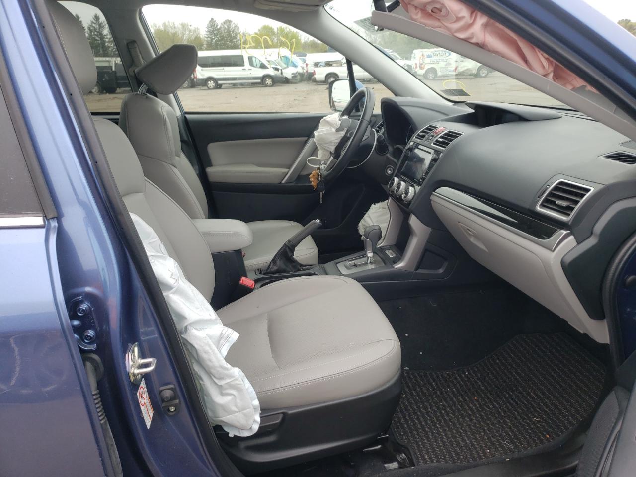 Photo 5 from auction – 2018 SUBARU FORESTER 2 with VIN JF2SJAJC0JH597272