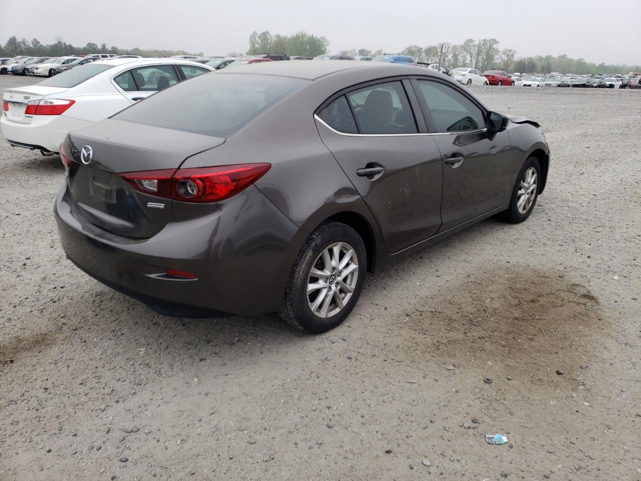 Photo 4 from auction – 2017 MAZDA 3 SPORT with VIN 3MZBN1U74HM102771
