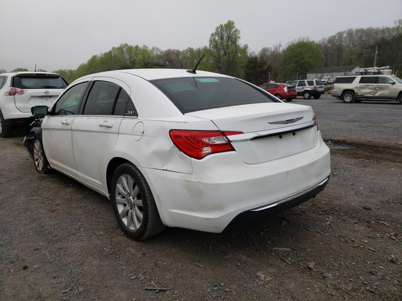 Photo 3 from auction – 2013 CHRYSLER 200 TOURIN with VIN 1C3CCBBB7DN602633