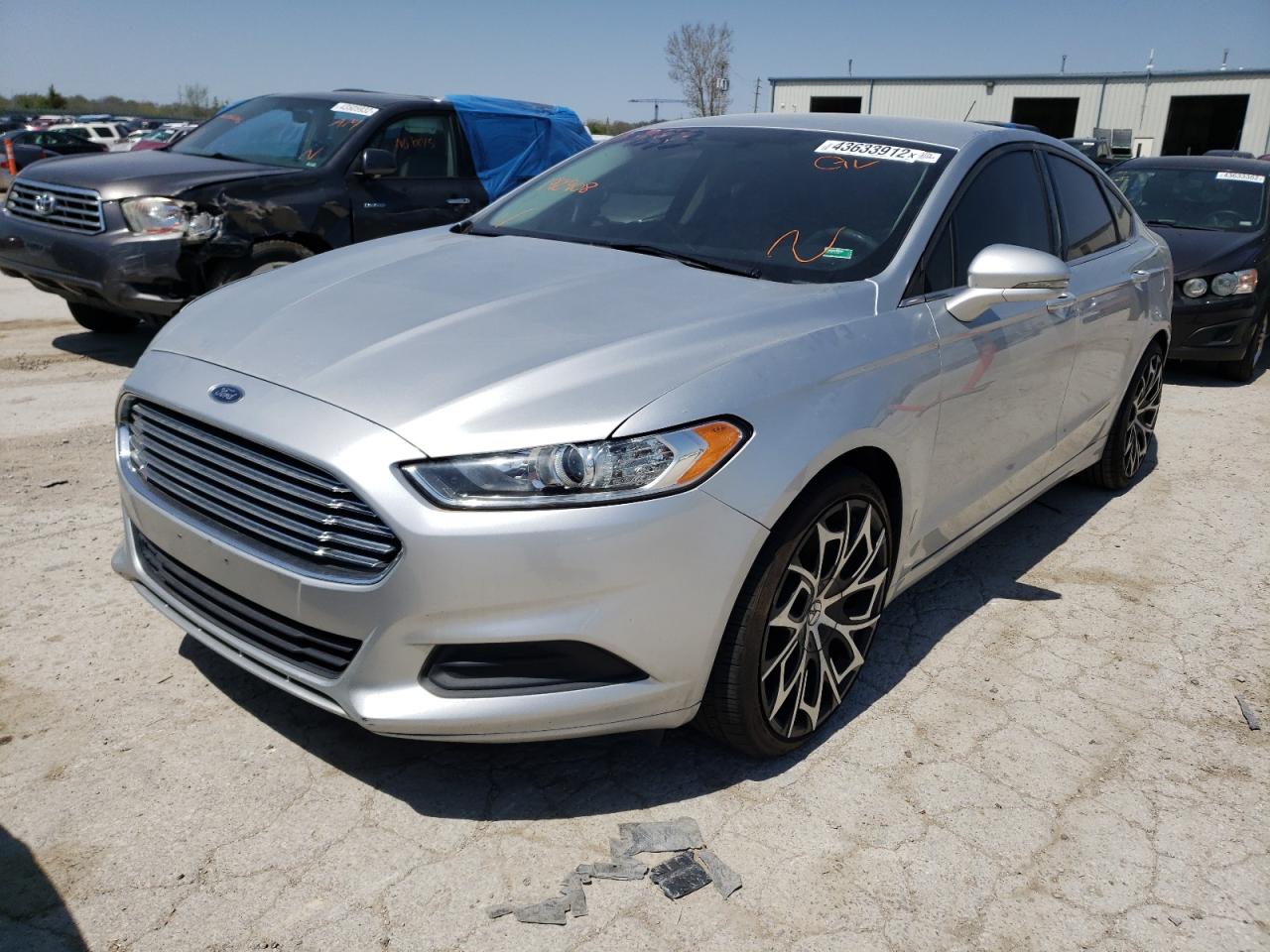 Photo 2 from auction – 2016 FORD FUSION SE with VIN 3FA6P0H79GR198908