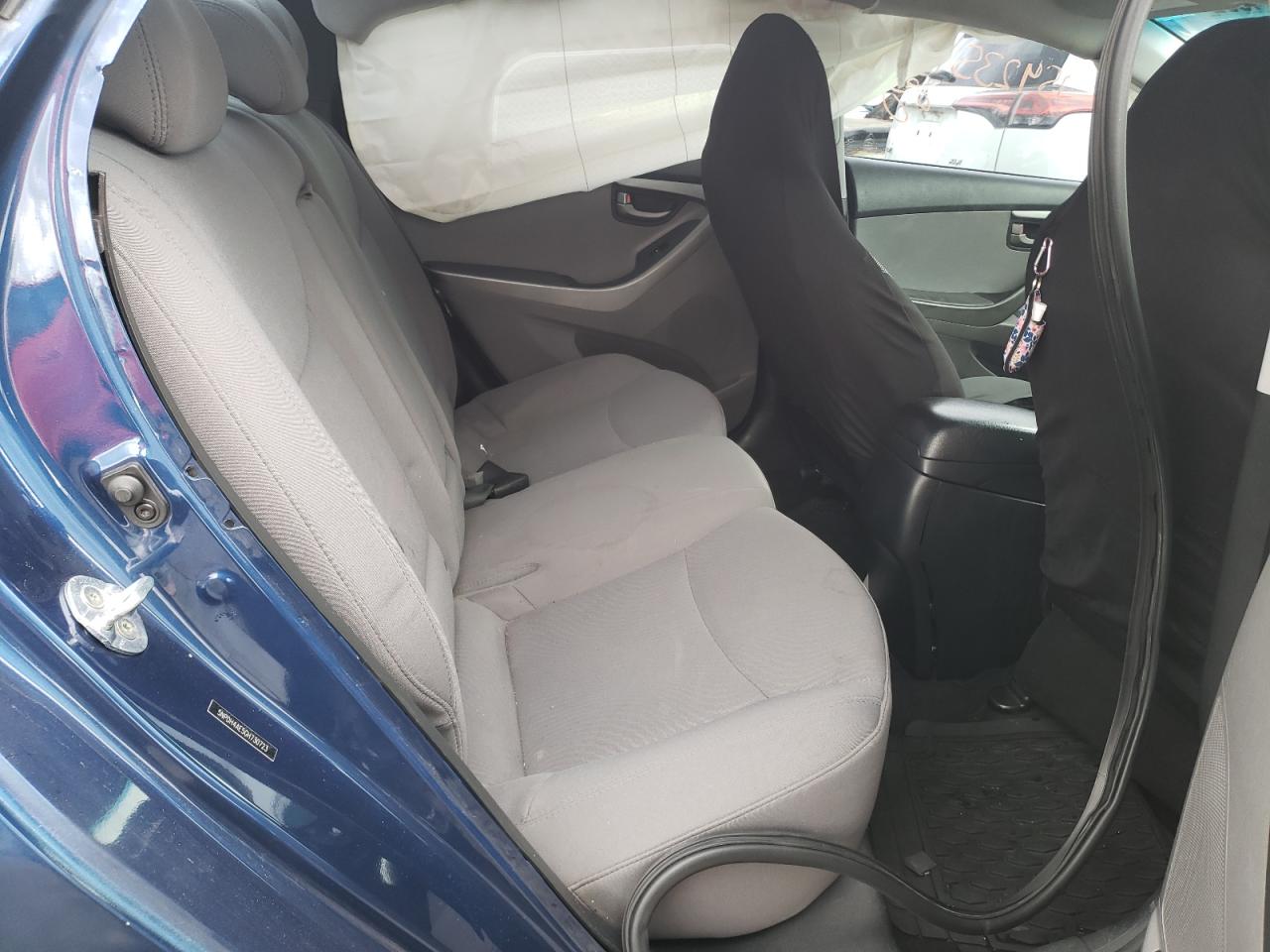Photo 6 from auction – 2016 HYUNDAI ELANTRA SE with VIN 5NPDH4AE5GH730723