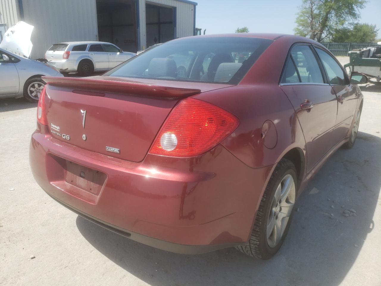 Photo 4 from auction – 2010 PONTIAC G6 with VIN 1G2ZA5E00A4105341