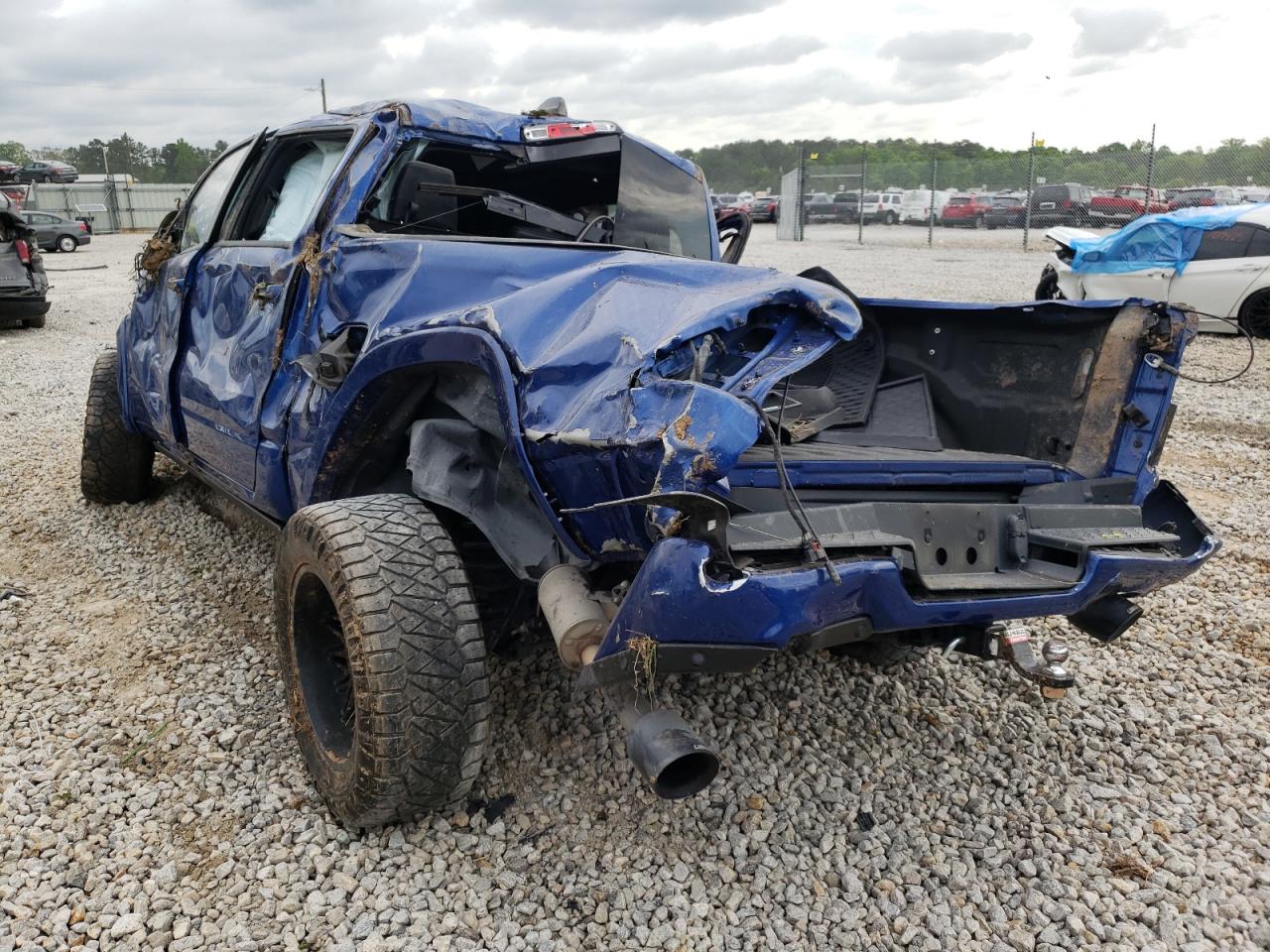 Photo 3 from auction – 2019 RAM 1500 LARAM with VIN 1C6SRFJTXKN630907