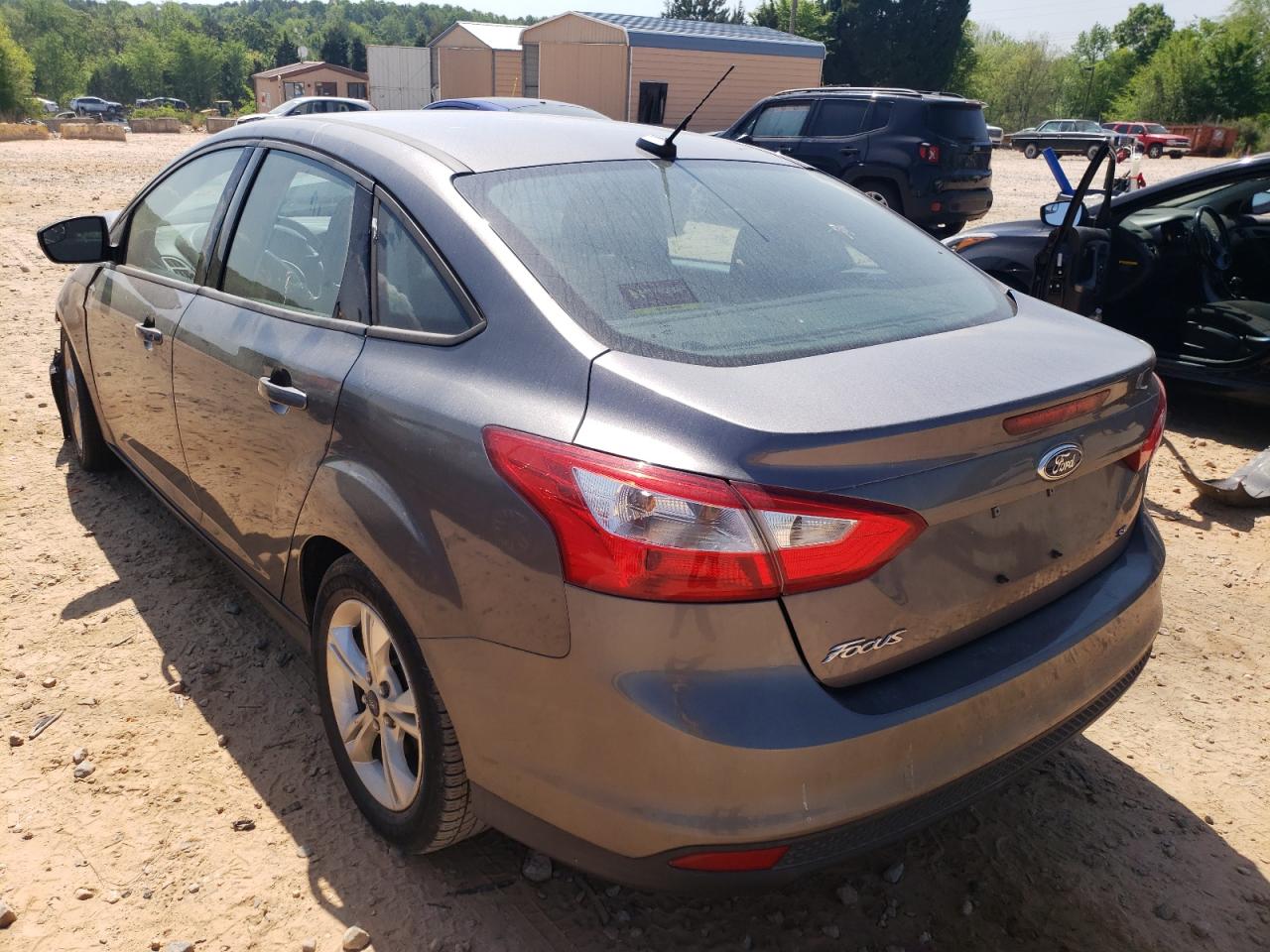 Photo 3 from auction – 2014 FORD FOCUS SE with VIN 1FADP3F22EL379022