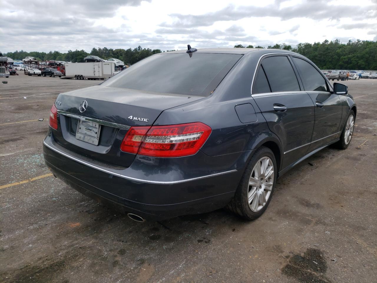 Photo 4 from auction – 2013 MERCEDES-BENZ E 350 4MAT with VIN WDDHF8JB2DA677735