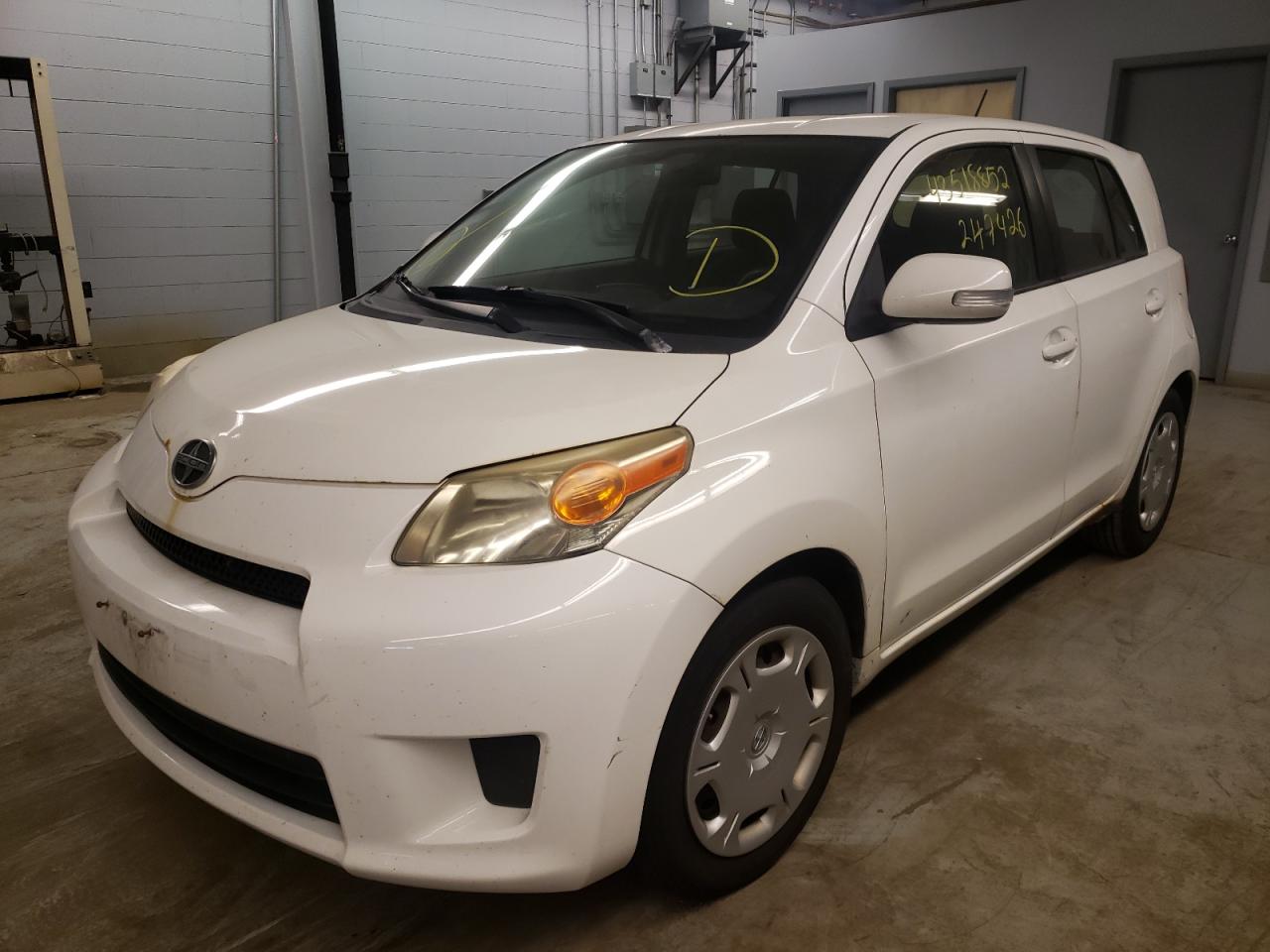 Photo 2 from auction – 2009 TOYOTA SCION XD with VIN JTKKU10449J035582