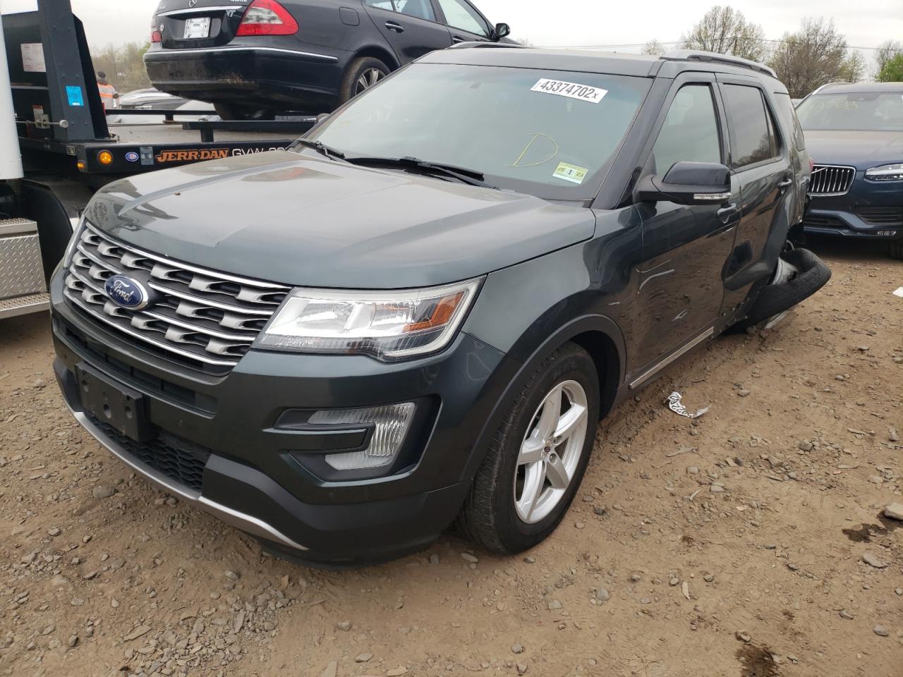 Photo 2 from auction – 2016 FORD EXPLORER X with VIN 1FM5K8D85GGB87537