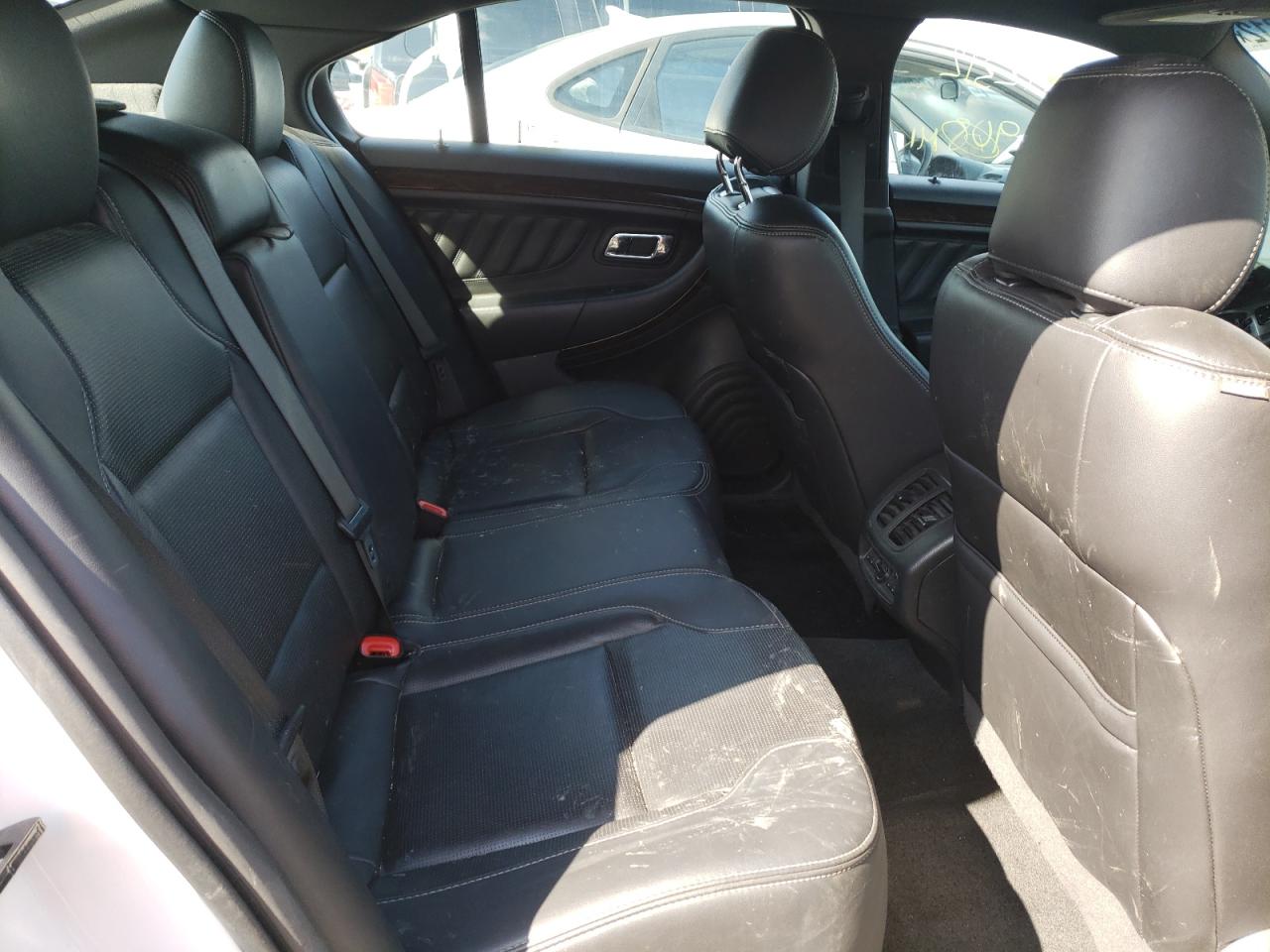 Photo 6 from auction – 2018 FORD TAURUS LIM with VIN 1FAHP2J86JG132998