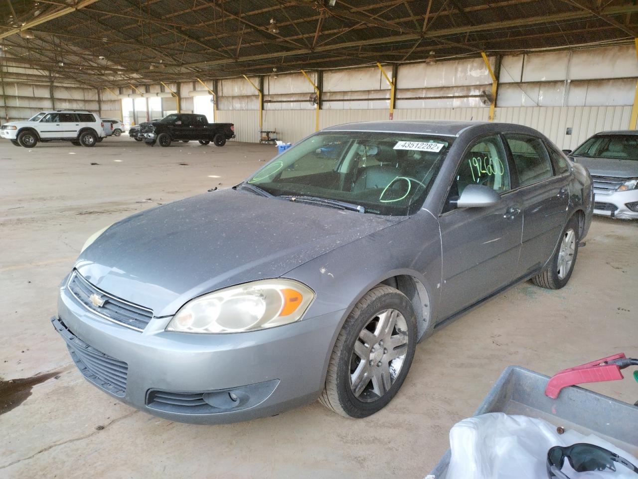 Photo 2 from auction – 2006 CHEVROLET IMPALA LTZ with VIN 2G1WU581369352635