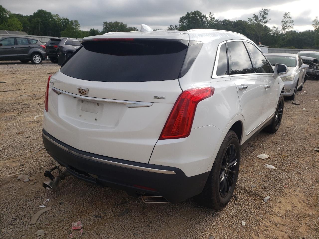 Photo 4 from auction – 2017 CADILLAC XT5 with VIN 1GYKNARS6HZ139491