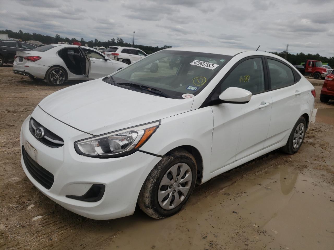 Photo 2 from auction – 2016 HYUNDAI ACCENT SE with VIN KMHCT4AE1GU139333