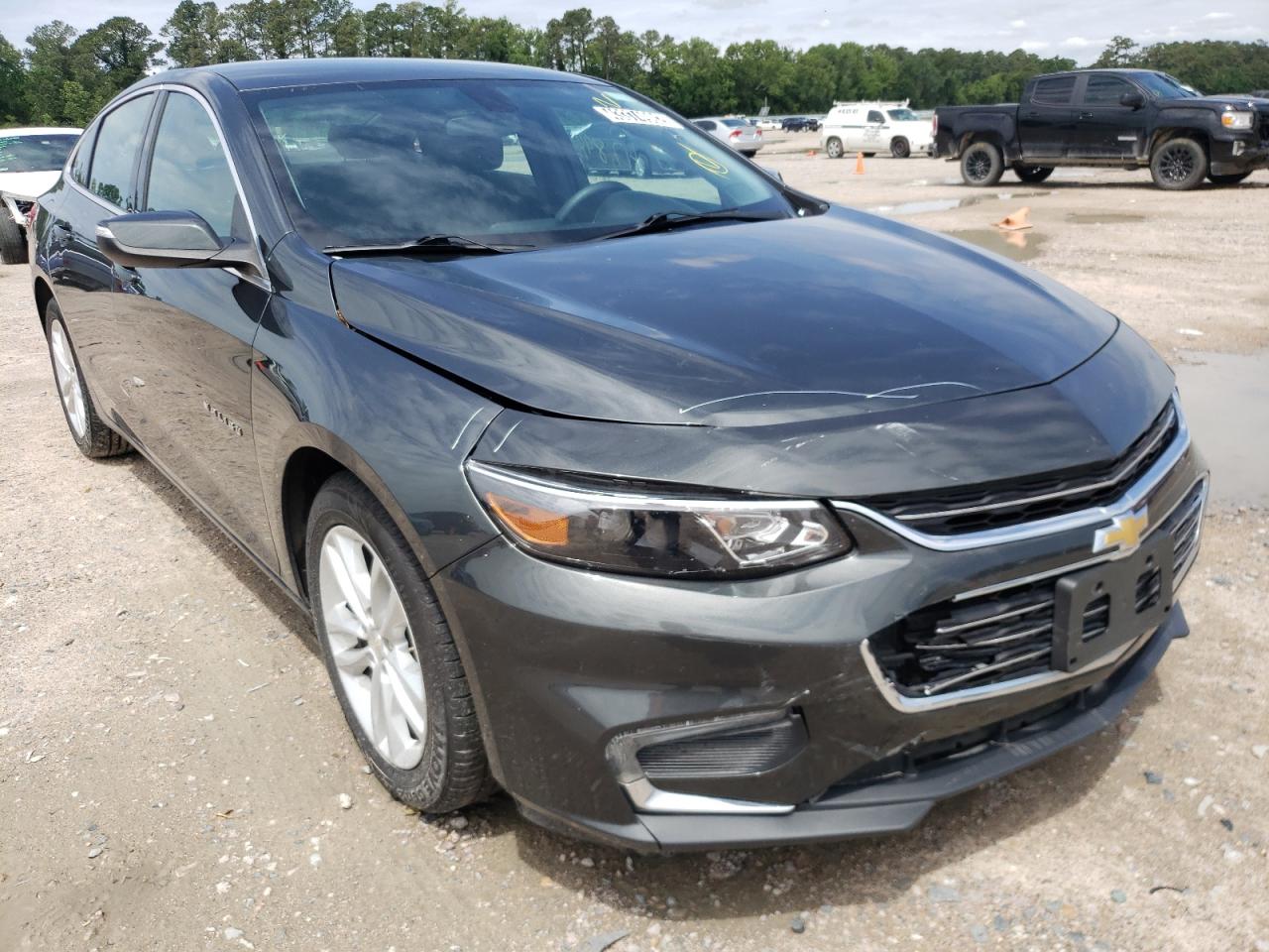 CHEVROLET MALIBU LT 2018 with VIN 1G1ZD5ST9JF183342 - Photo from auction