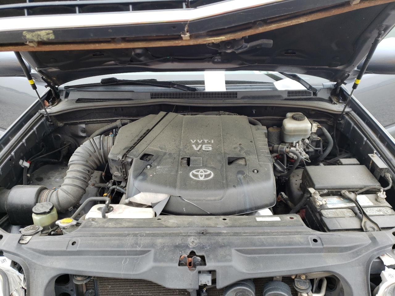 Photo 7 from auction – 2006 TOYOTA 4RUNNER SR with VIN JTEZU14R960080834