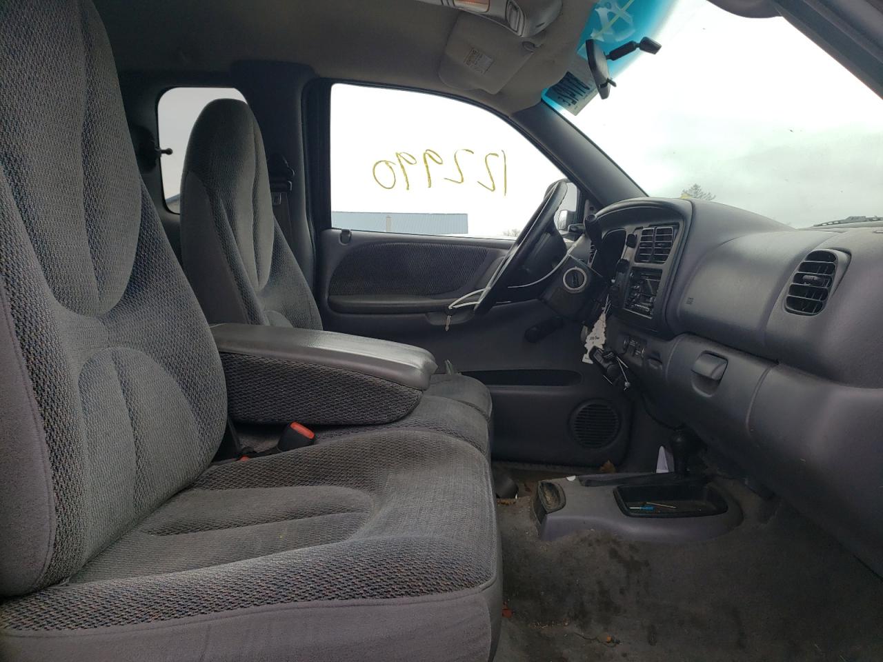 Photo 5 from auction – 1999 DODGE DAKOTA with VIN 1B7GG22Y4XS254754