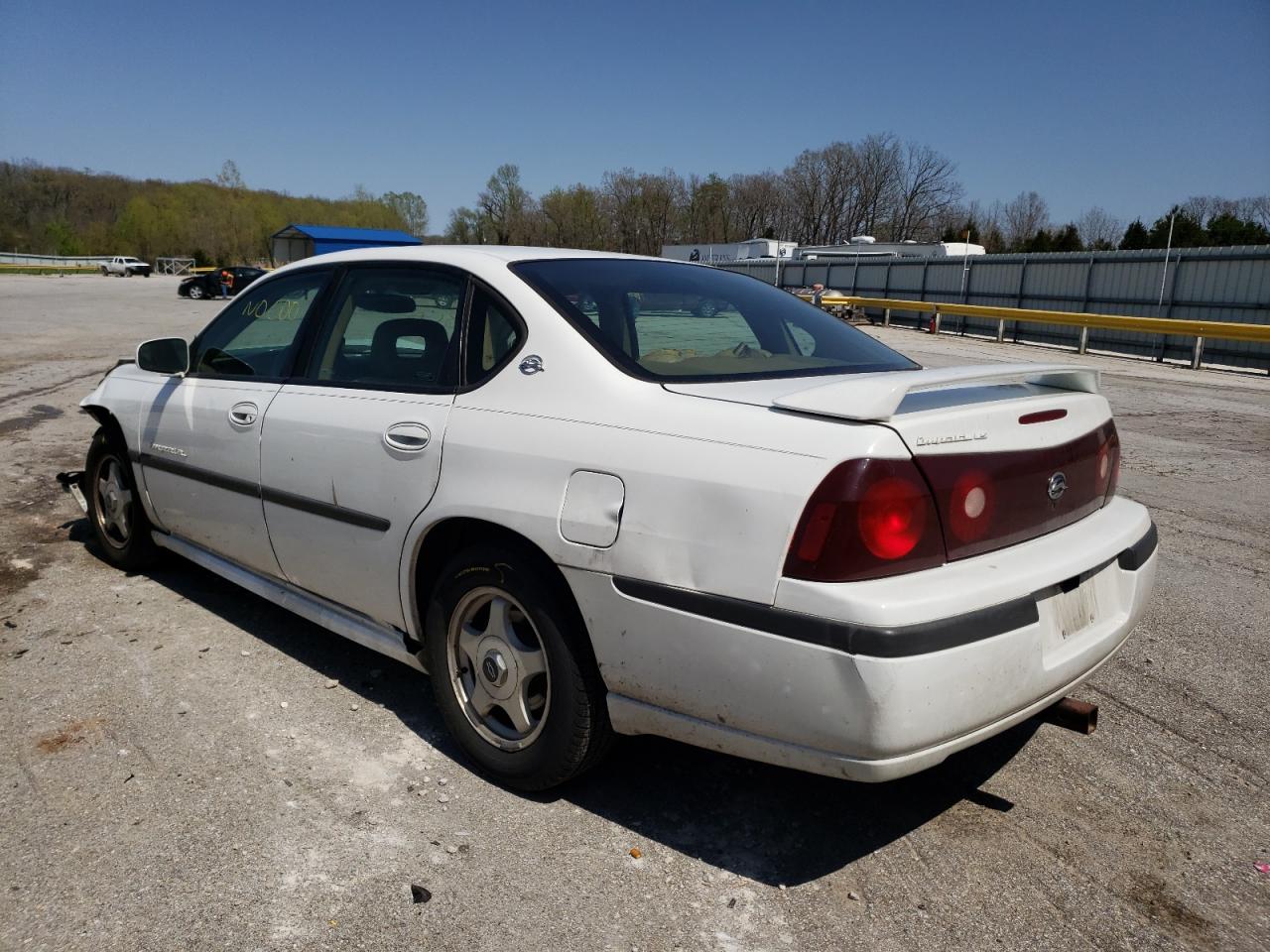 Photo 3 from auction – 2000 CHEVROLET IMPALA with VIN 2G1WH55K0Y9131613