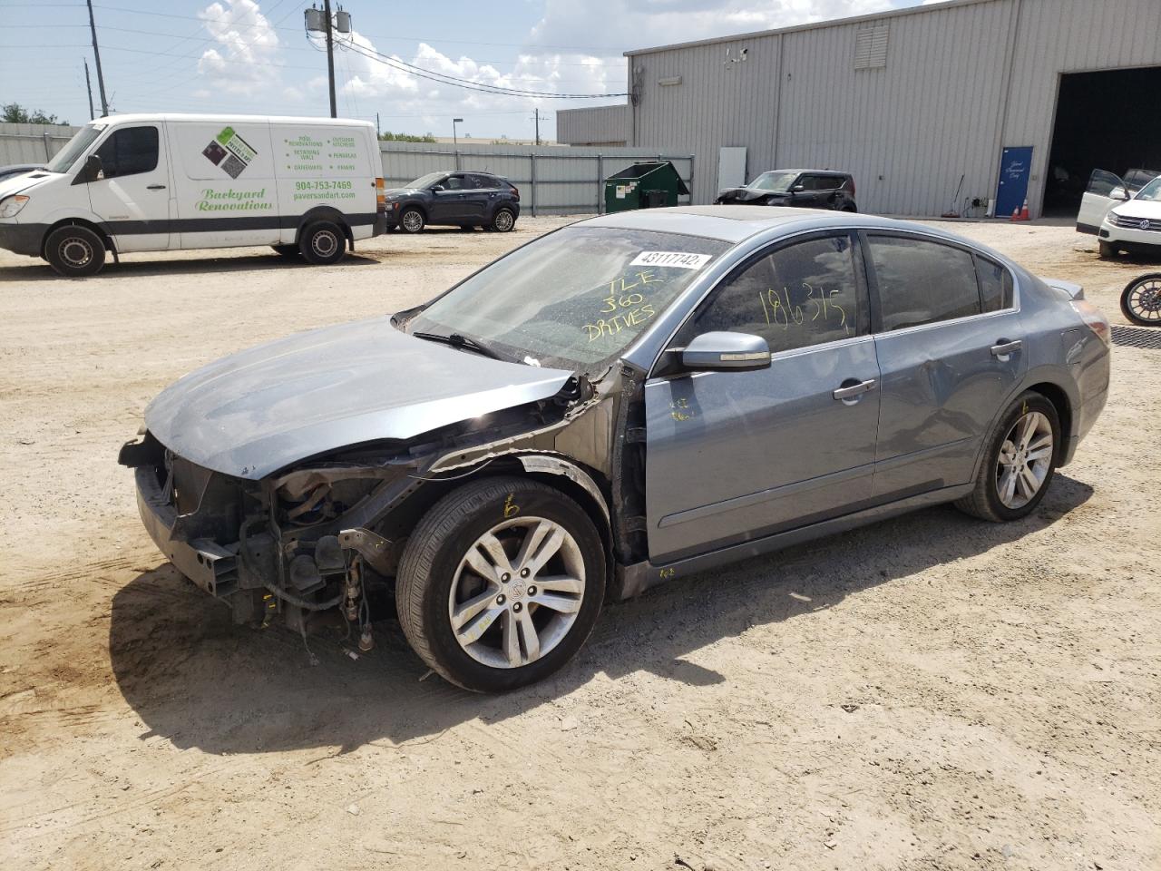 Photo 2 from auction – 2011 NISSAN ALTIMA SR with VIN 1N4BL2AP0BN514594