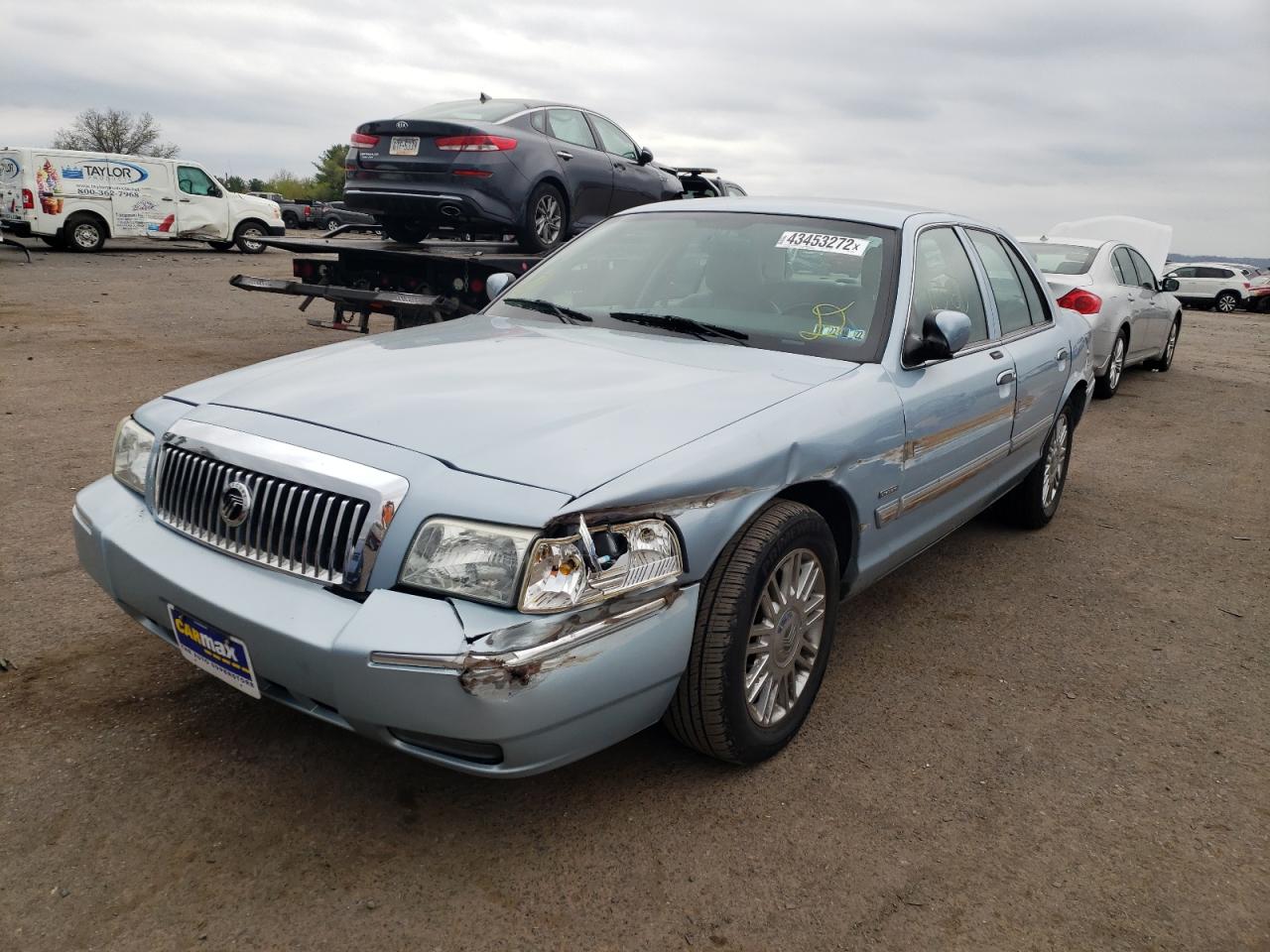 Photo 2 from auction – 2010 MERCURY GRAND MARQ with VIN 2MEBM7FV6AX602346