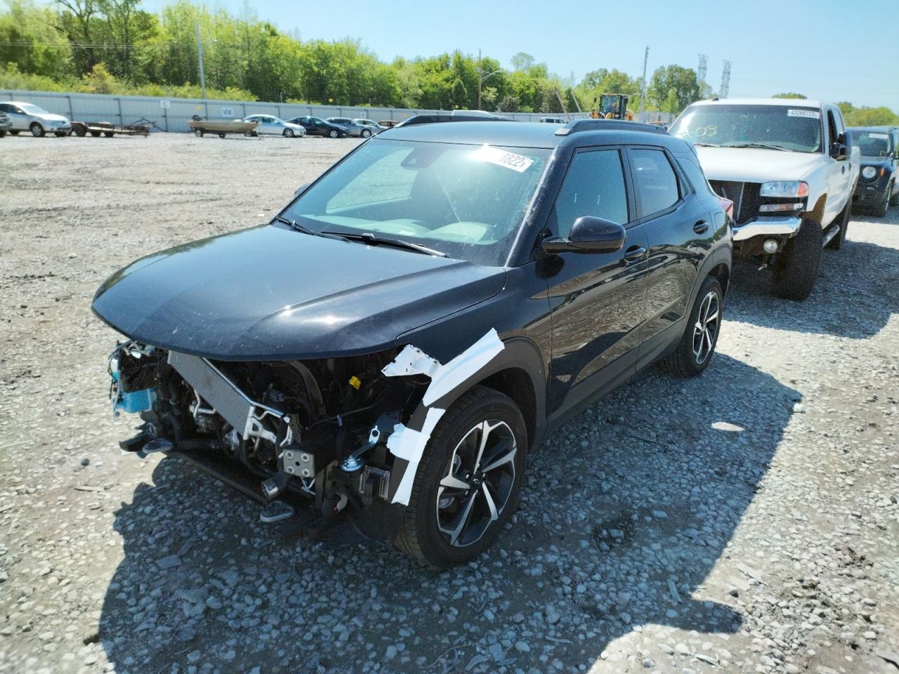 Photo 2 from auction – 2022 CHEVROLET TRAILBLAZE with VIN KL79MTSL0NB068215