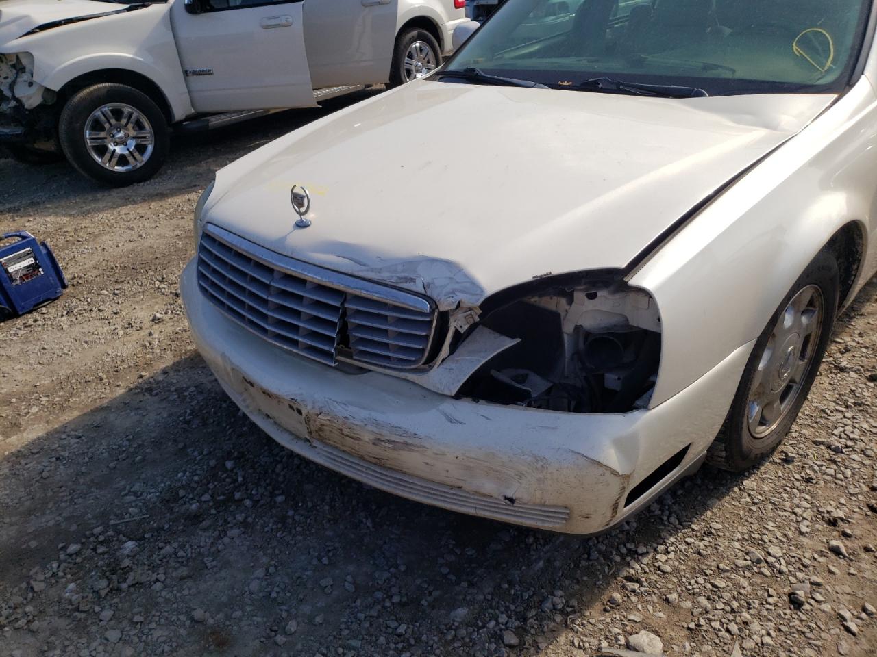 Photo 9 from auction – 2002 CADILLAC DEVILLE with VIN 1G6KD54Y52U115069
