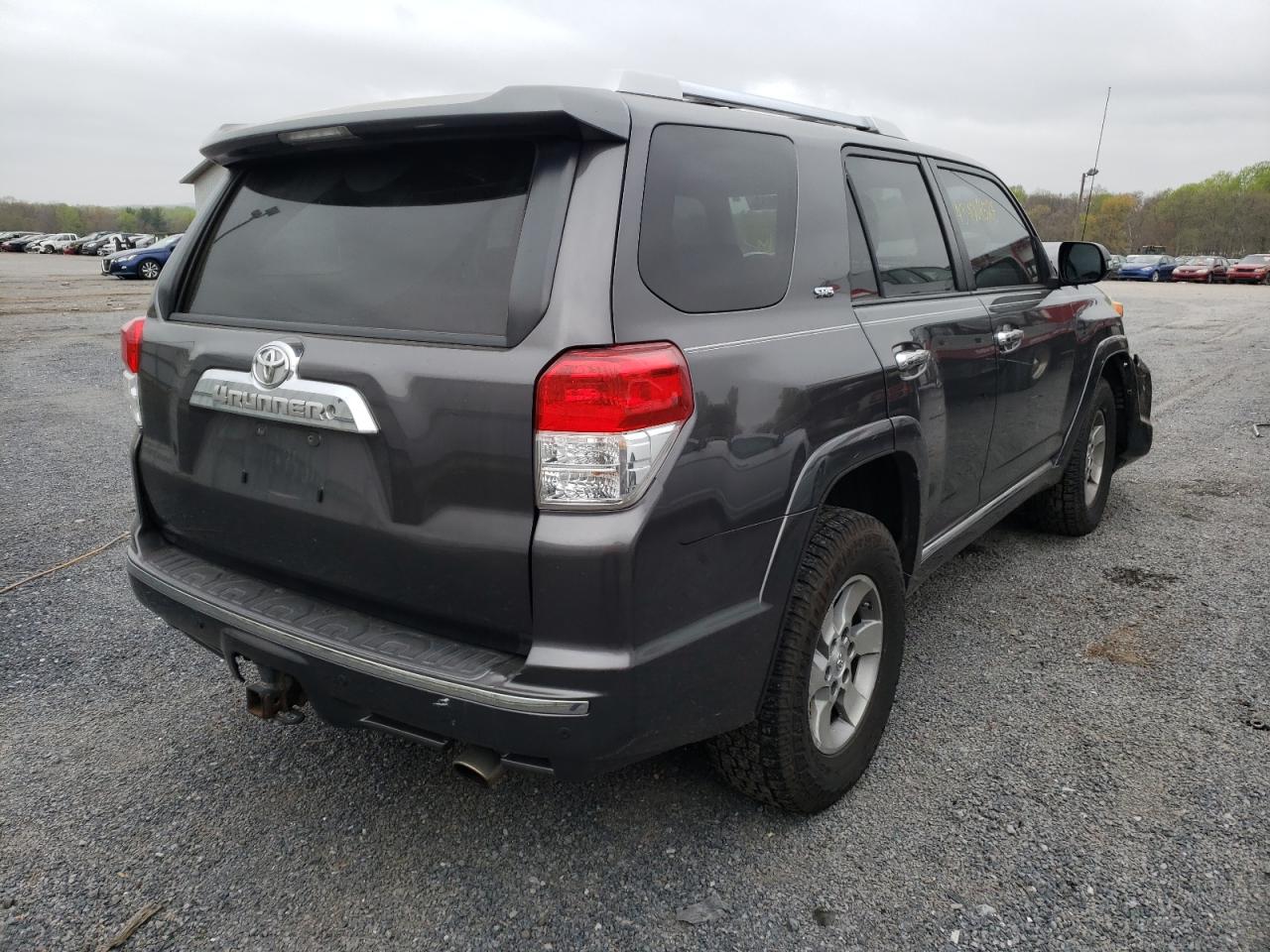 Photo 4 from auction – 2010 TOYOTA 4RUNNER SR with VIN JTEBU5JR4A5023935