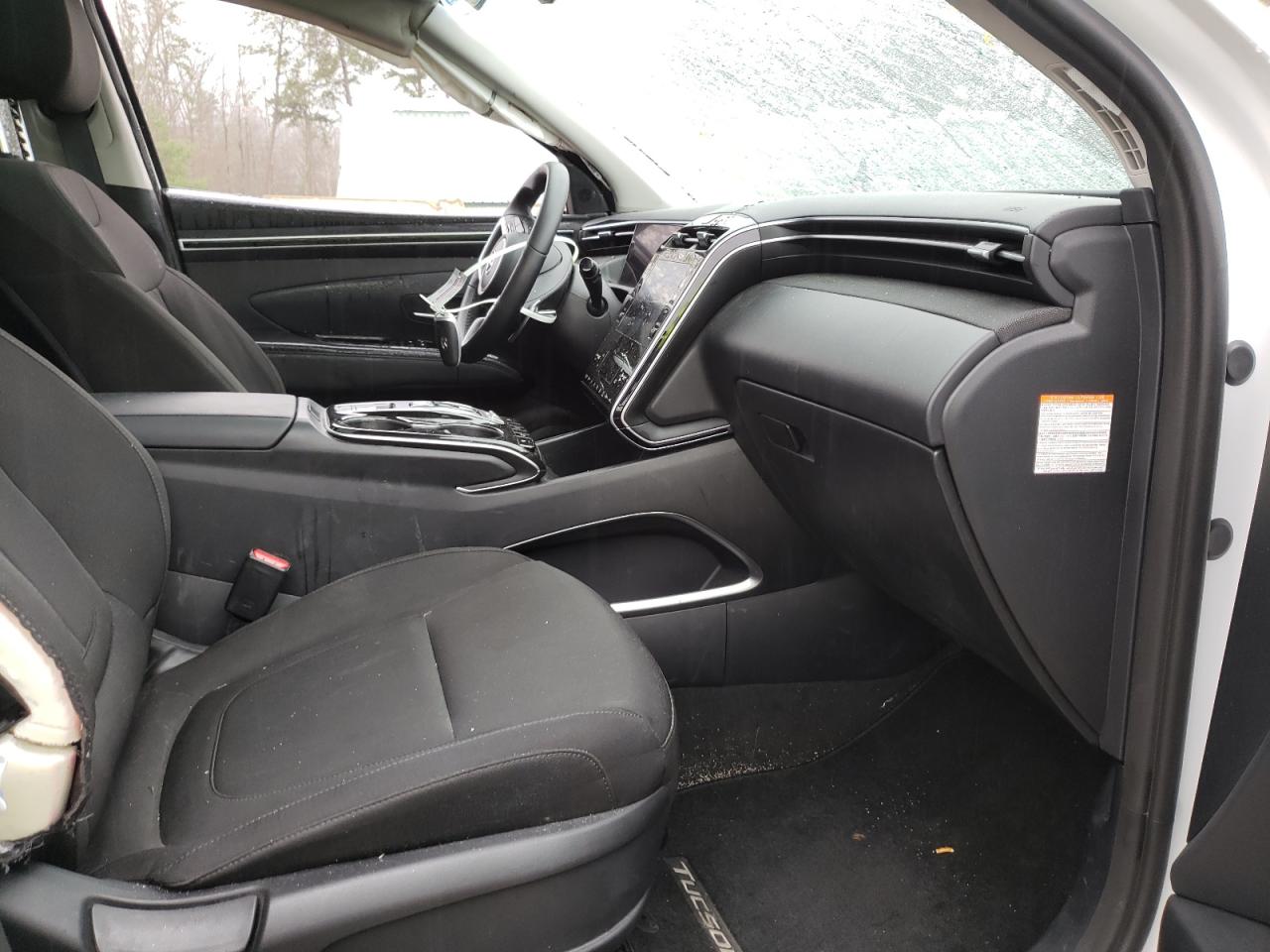 Photo 5 from auction – 2022 HYUNDAI TUCSON SEL with VIN KM8JFCA11NU027490