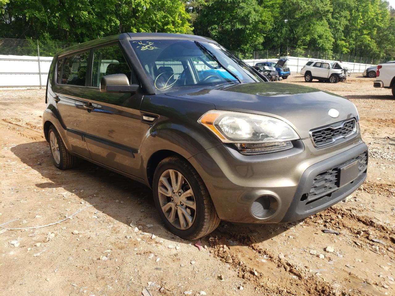 KIA SOUL 2013 with VIN KNDJT2A51D7530931 - Photo from auction