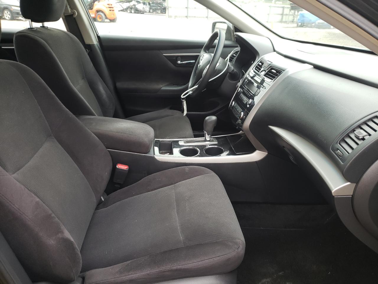 Photo 5 from auction – 2013 NISSAN ALTIMA 2.5 with VIN 1N4AL3AP5DN411854