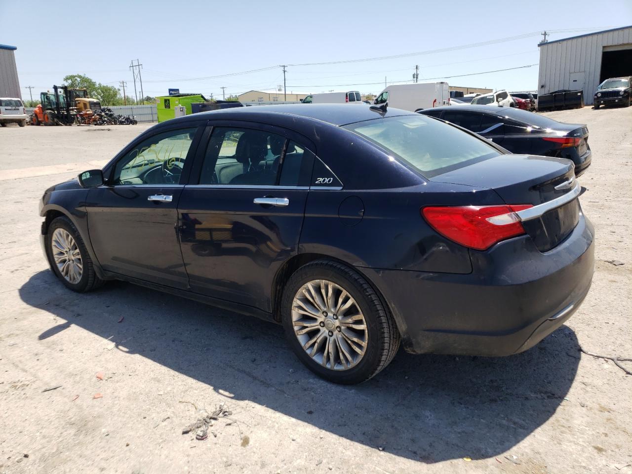 Photo 3 from auction – 2011 CHRYSLER 200 LIMITE with VIN 1C3BC2FB6BN594799