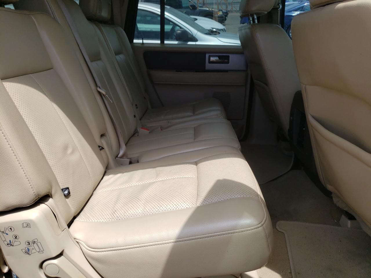 Photo 6 from auction – 2011 FORD EXPEDITION with VIN 1FMJK1H5XBEF05498