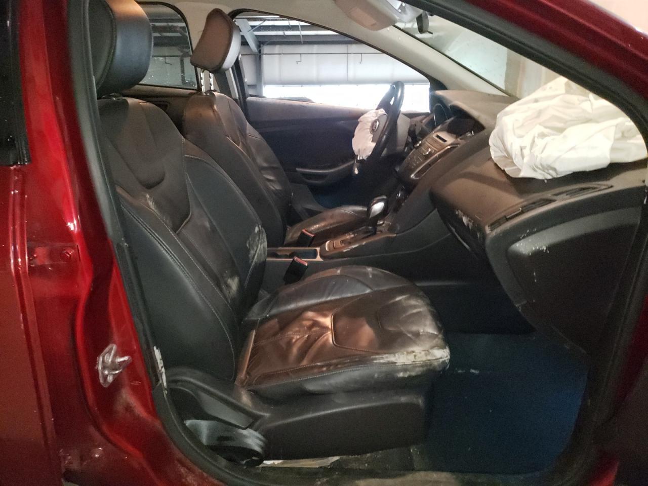Photo 5 from auction – 2015 FORD FOCUS SE with VIN 1FADP3F25FL342127