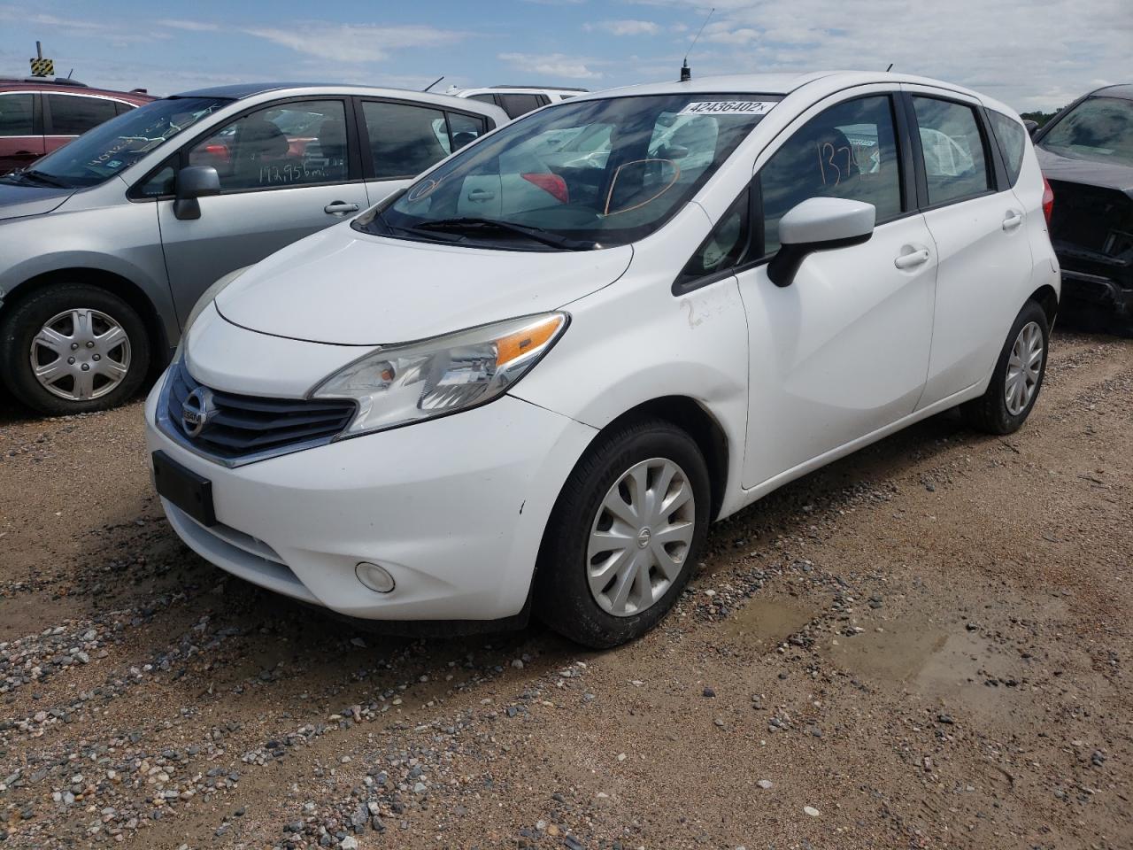 Photo 2 from auction – 2016 NISSAN VERSA NOTE with VIN 3N1CE2CP5GL385848