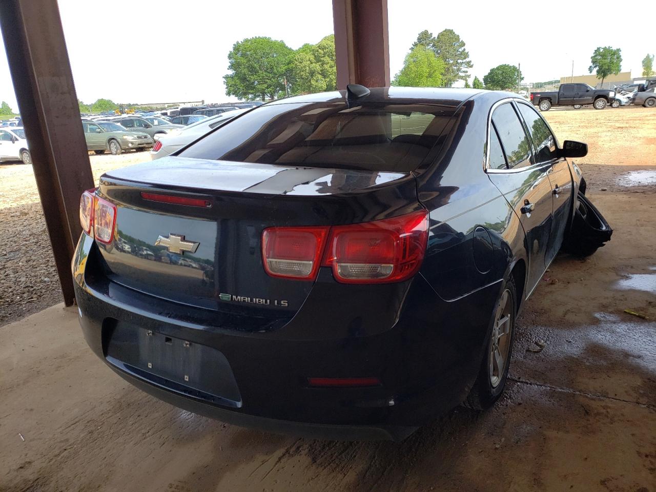 Photo 4 from auction – 2015 CHEVROLET MALIBU LS with VIN 1G11A5SL4FF123644