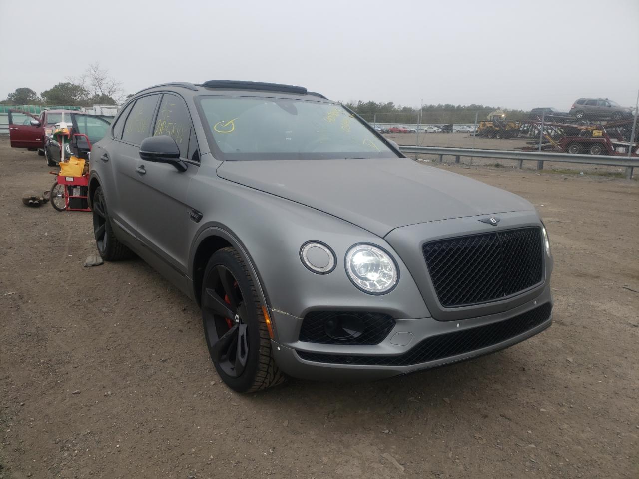 BENTLEY BENTAYGA 2019 with VIN SJAAM2ZV6KC024678 - Photo from auction