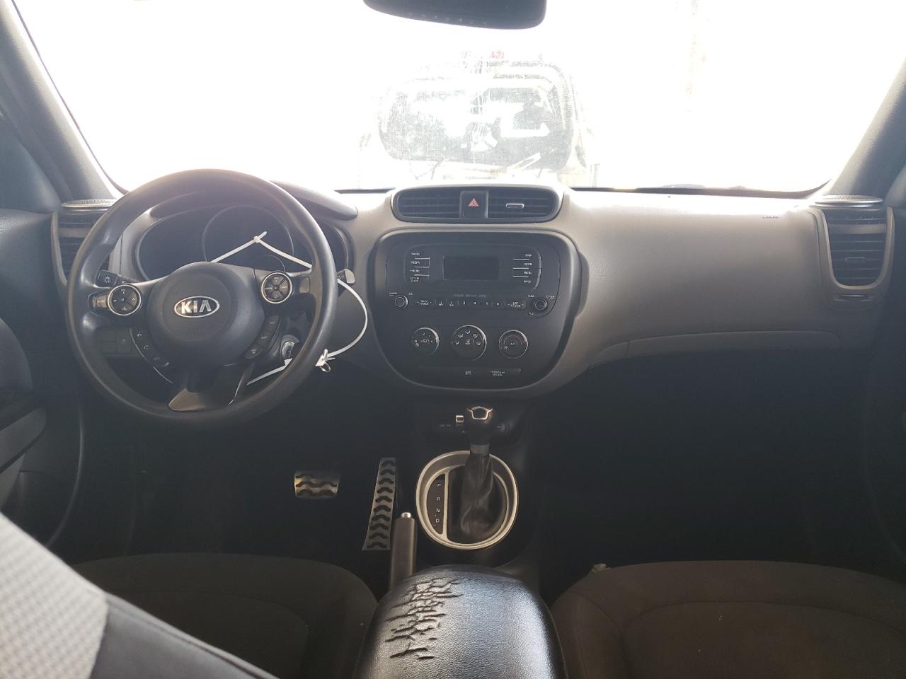 Photo 9 from auction – 2015 KIA SOUL with VIN KNDJN2A25F7173269
