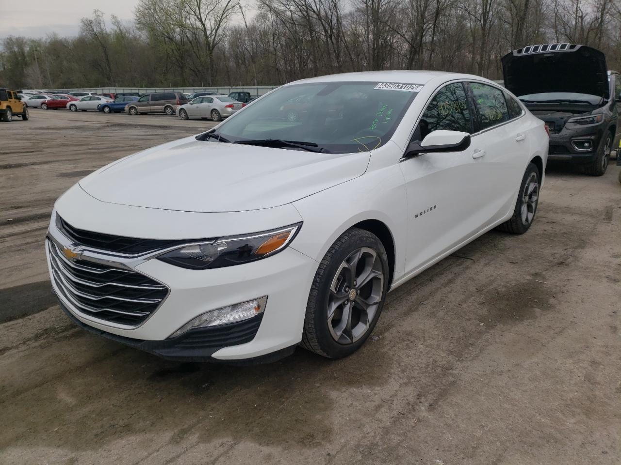 Photo 2 from auction – 2020 CHEVROLET MALIBU LT with VIN 1G1ZD5ST2LF107917