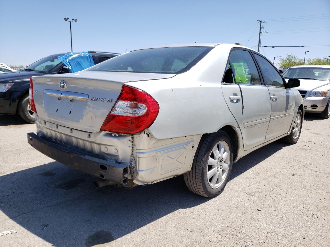 Photo 4 from auction – 2004 TOYOTA CAMRY LE with VIN 4T1BE32K54U881590