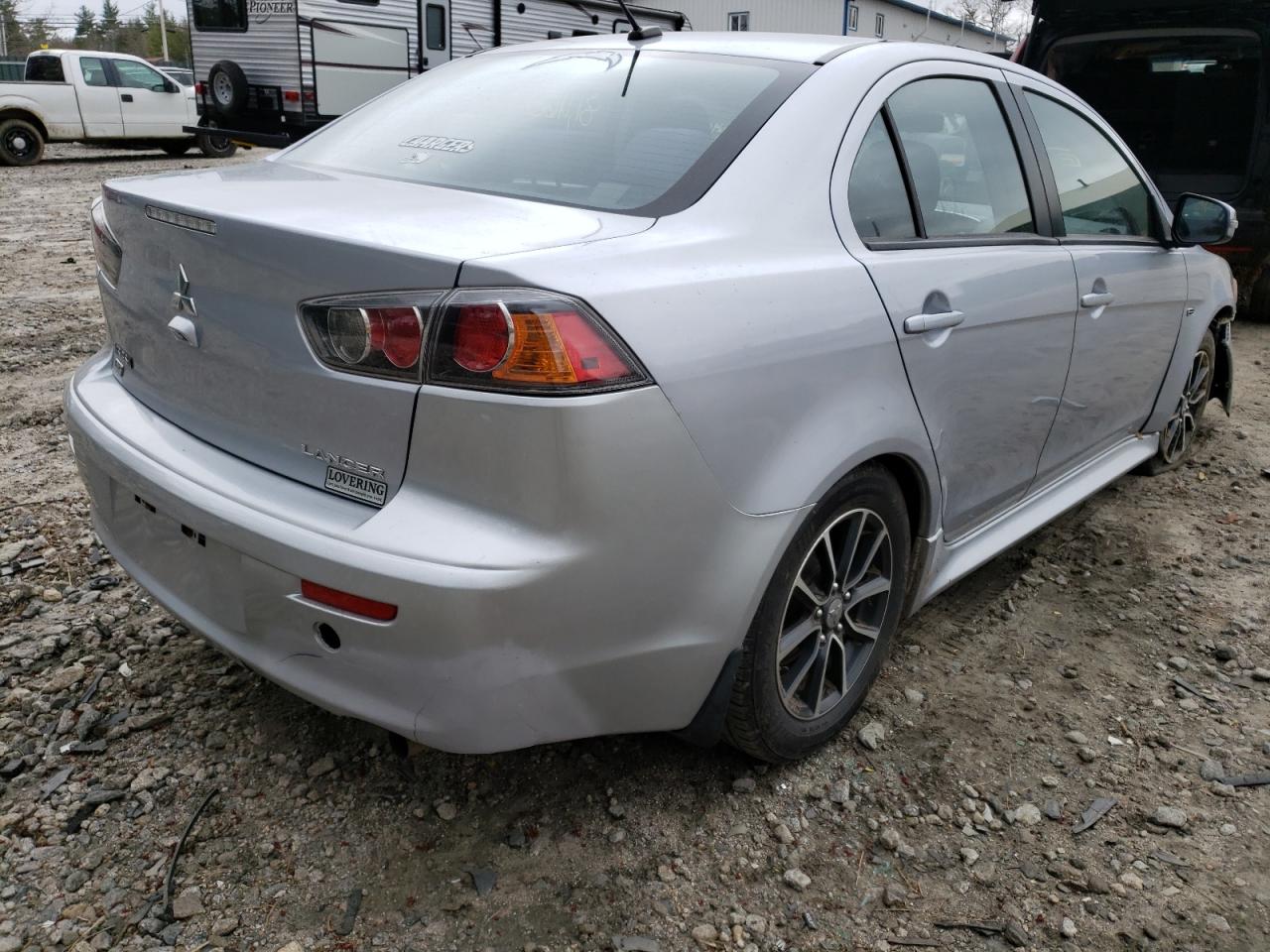 Photo 4 from auction – 2015 MITSUBISHI LANCER SE with VIN JA32V2FW1FU002082