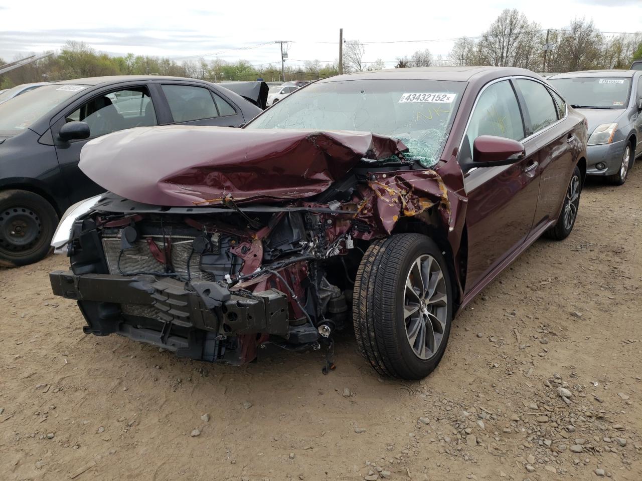 Photo 2 from auction – 2016 TOYOTA AVALON XLE with VIN 4T1BK1EB0GU211782