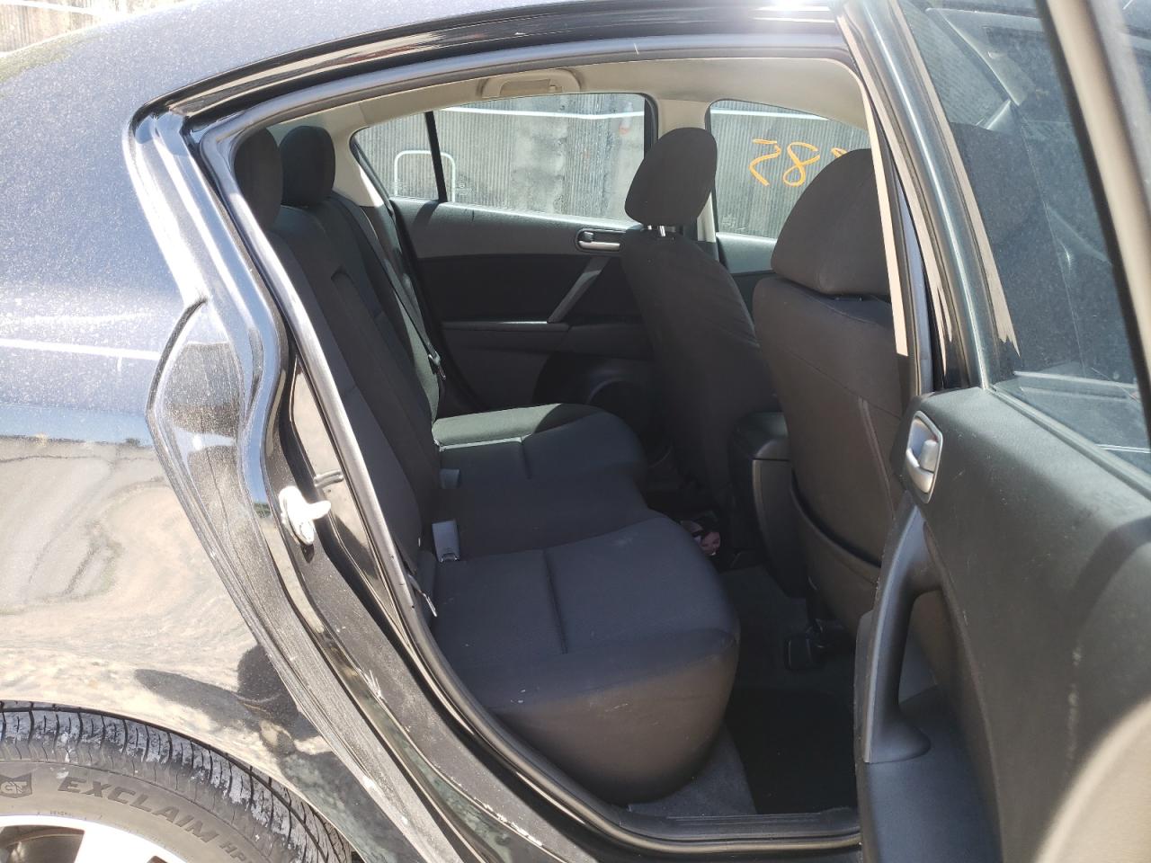 Photo 6 from auction – 2011 MAZDA 3 I with VIN JM1BL1VG5B1357943