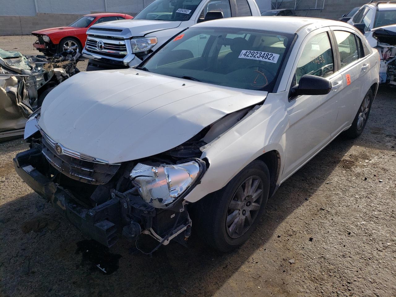 Photo 2 from auction – 2007 CHRYSLER SEBRING with VIN 1C3LC46R47N676616