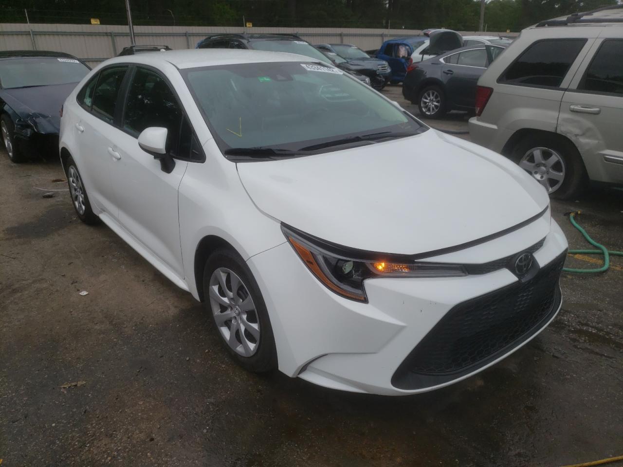 TOYOTA COROLLA LE 2020 with VIN 5YFEPRAE8LP075894 - Photo from auction