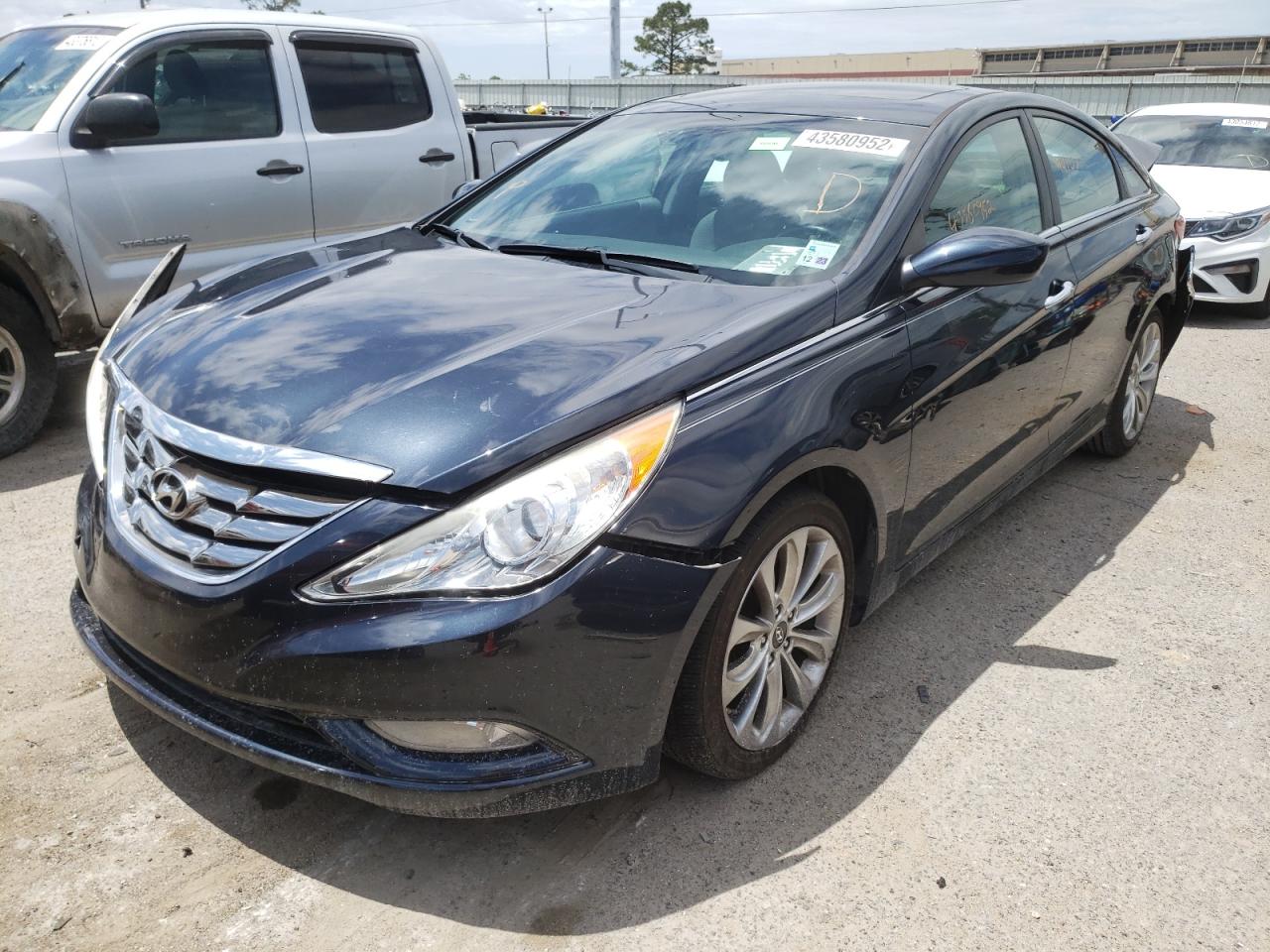 Photo 2 from auction – 2012 HYUNDAI SONATA SE with VIN 5NPEC4AB9CH391788