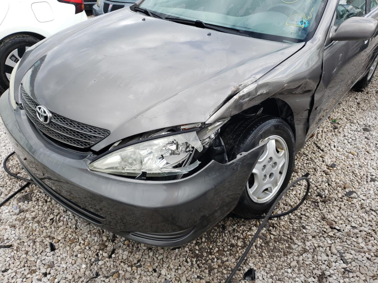 Photo 9 from auction – 2002 TOYOTA CAMRY LE with VIN 4T1BF30K72U509486