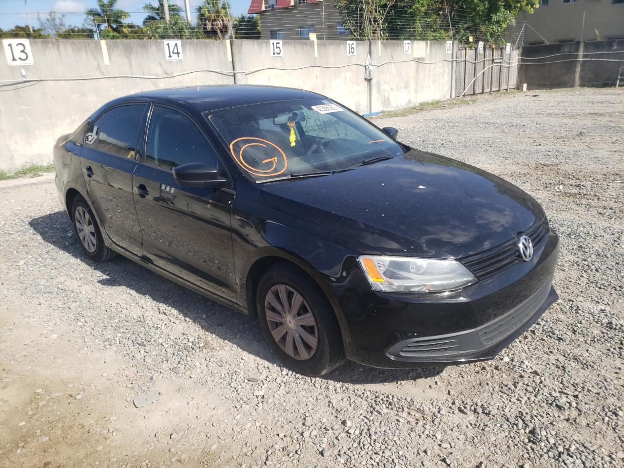 Photo 1 from auction – 2013 VOLKSWAGEN JETTA BASE with VIN 3VW2K7AJ4DM266480
