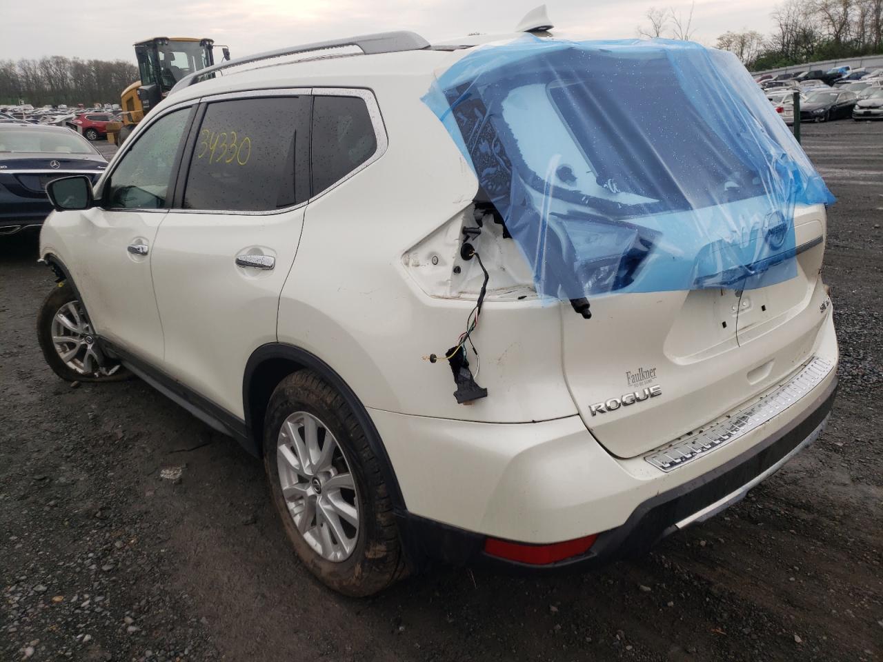Photo 3 from auction – 2018 NISSAN ROGUE S with VIN 5N1AT2MV2JC818399