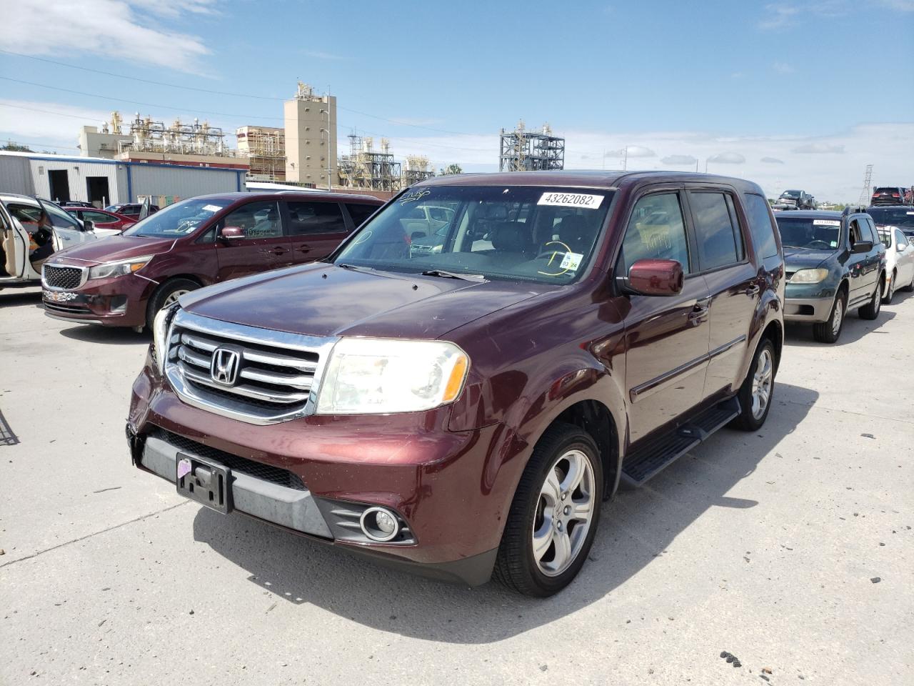 Photo 2 from auction – 2012 HONDA PILOT EXL with VIN 5FNYF3H61CB012403