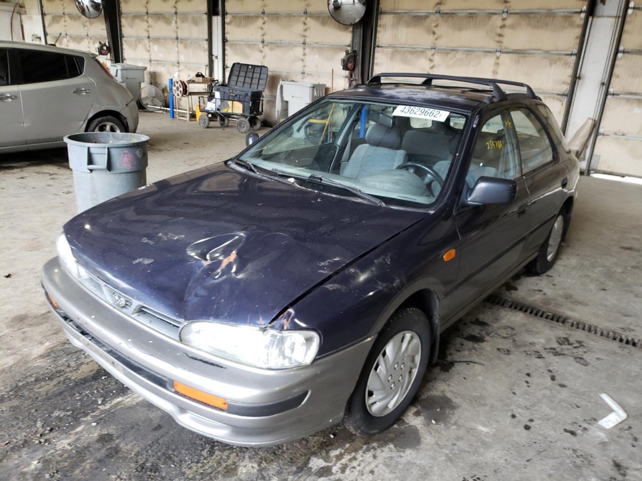 Photo 2 from auction – 1995 SUBARU IMPREZA LX with VIN JF1GF6556SH814894