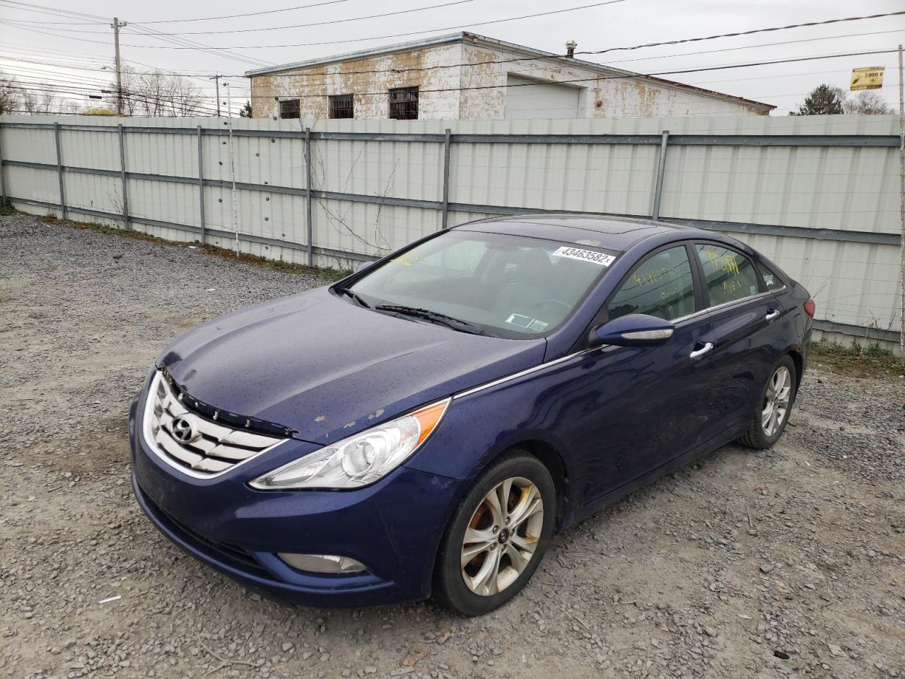 Photo 2 from auction – 2011 HYUNDAI SONATA SE with VIN 5NPEC4AC1BH018476