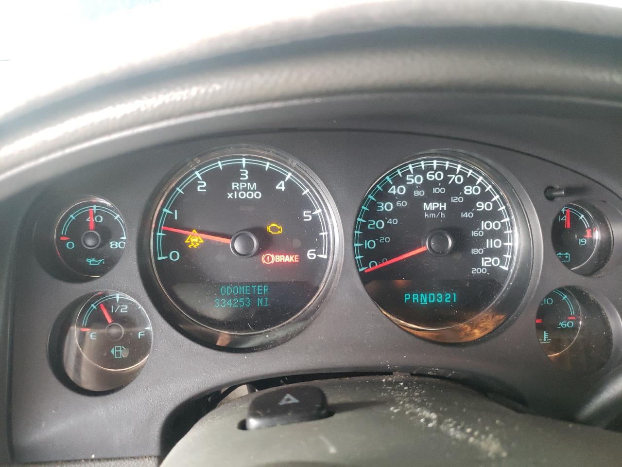 Photo 8 from auction – 2007 GMC YUKON with VIN 1GKFC13097R315506